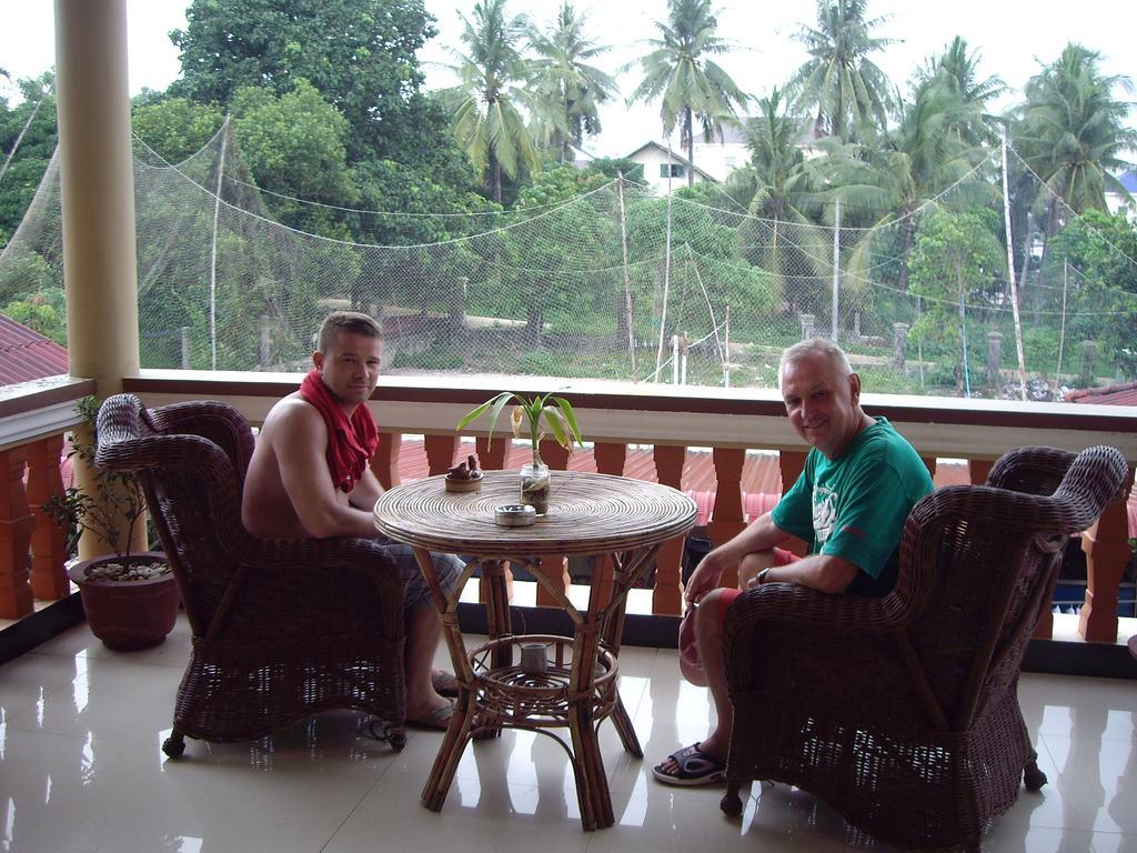 Sinan Guesthouse Sihanoukville Exterior photo